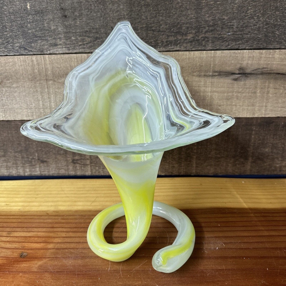 Vintage Sooner Art Glass Vase Coil Pedestal Base Yellow White Swirl 10”